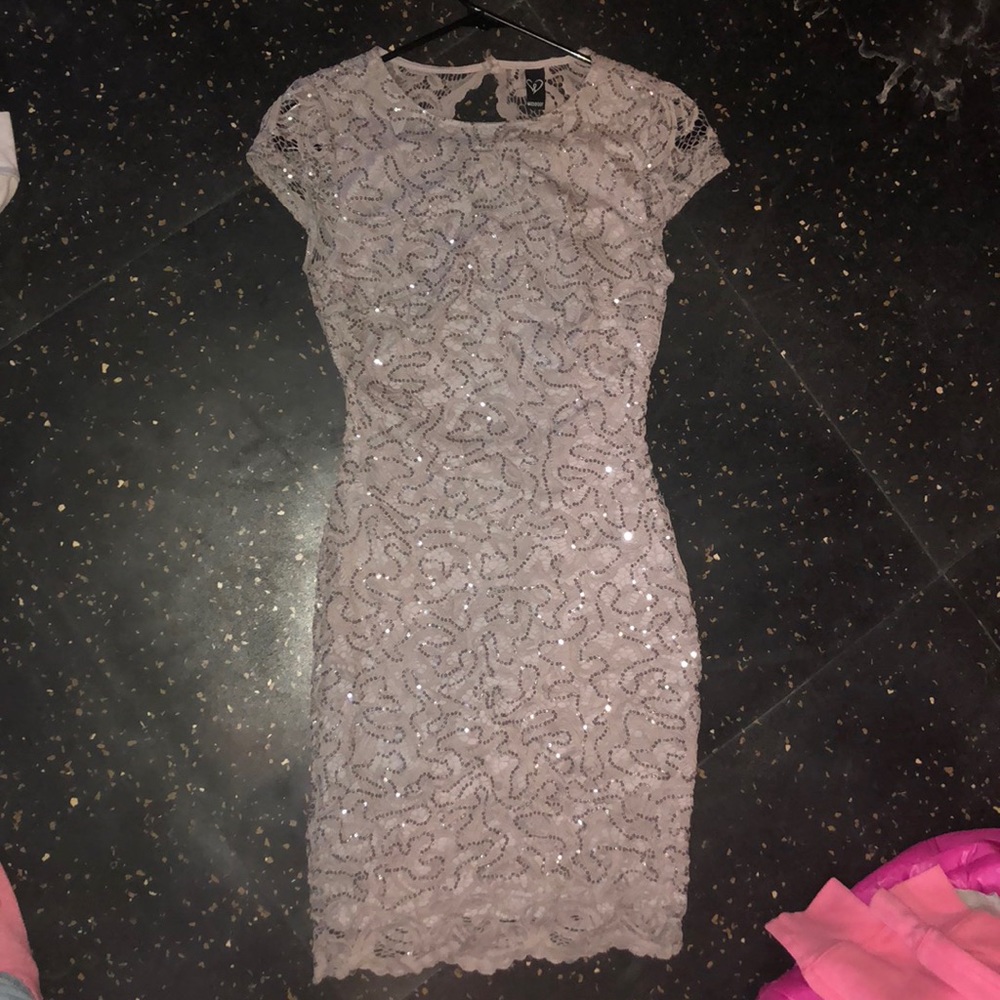 Windsor formal silver form fitting dress